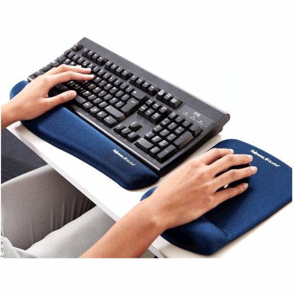 Fellowes® PlushTouch™ Foam Mouse Pad Wrist Support with MICROBAN® - Blue (9287301) - Image 4