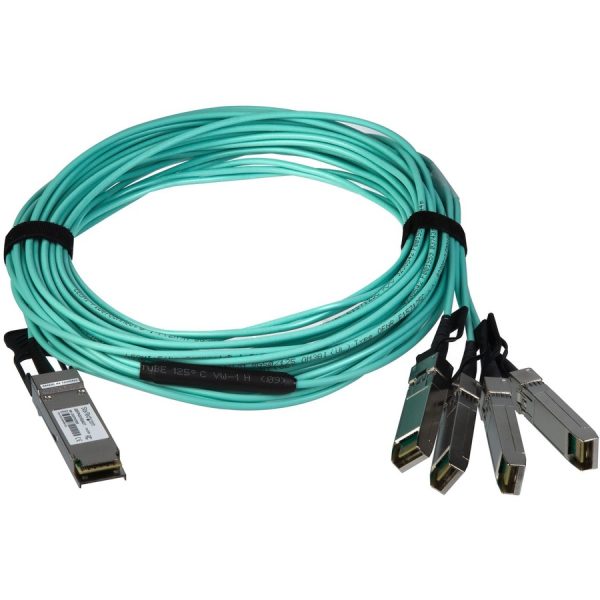 StarTech.com AOC Breakout Cable for Cisco QSFP-4X10G-AOC7M - 7m 40G 1x QSFP+ to 4x SFP+ AOC Cable - 40GbE QSFP+ Active Optical Fiber 23ft - Image 2