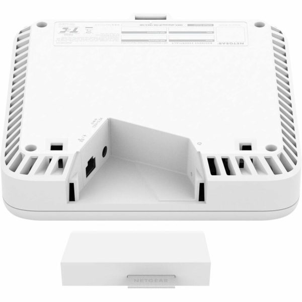 Netgear WBE750 Tri Band IEEE 802.11 a/b/g/n/ac/ax/be 18.40 Gbit/s Wireless Access Point - Image 10