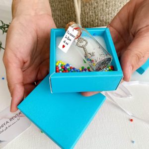 Mensaje romántico en una botella para regalar a tu novio o novia   Tarro de los deseos con una tarjeta para tu esposo o esposa (bottle in teal blue box Tu tienes la llave de mi corazón)