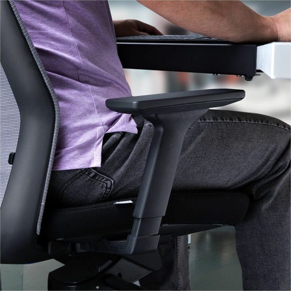 StarTech.com Steel Desk Corner Sleeve, For L-Shaped/Corner Desk, Up to 1.5in (38.1mm) Thick, Increase Space for Keyboard/Mouse, Desk Tray - Image 7