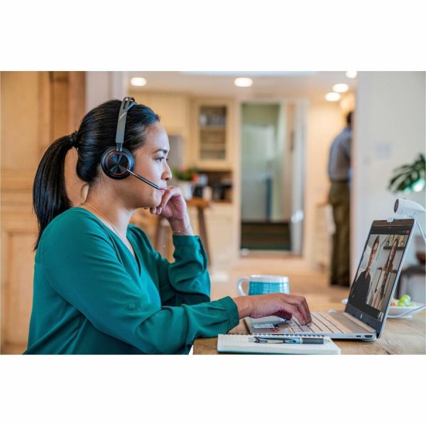 Poly Voyager Focus 2 USB-C-C Headset + USB-C/A Adapter TAA - Image 4