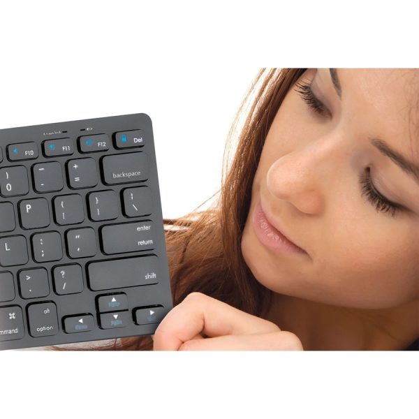 Manhattan Ultra Slim Wireless Keyboard - Image 3
