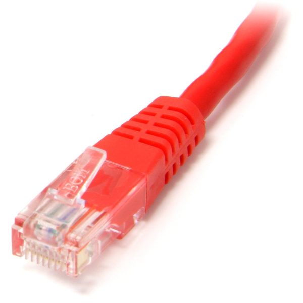 StarTech.com 15 ft Red Molded Cat5e UTP Patch Cable - Image 2