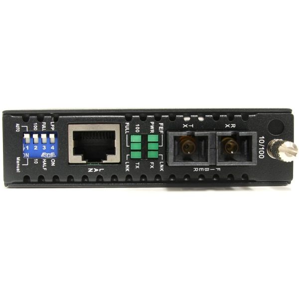 StarTech.com 10/100 Mbps Multi Mode Fiber Media Converter SC 2 km - Image 2
