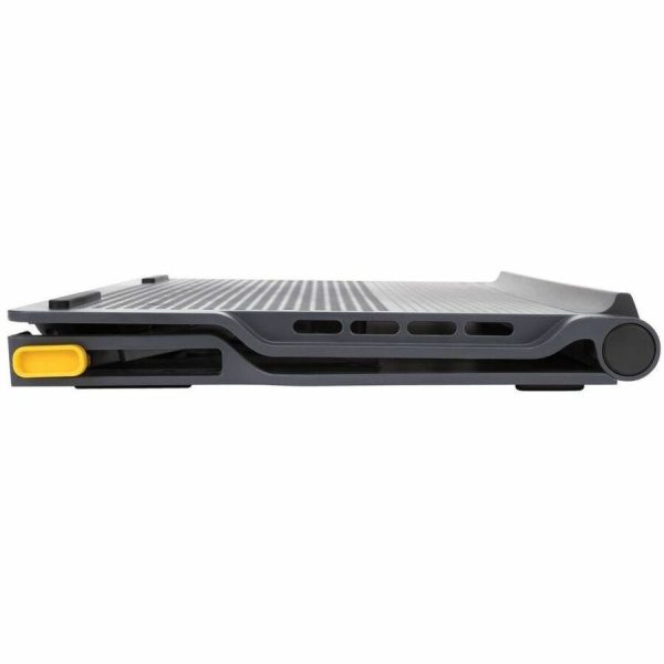 Targus 17" Chill Mat+ with 4-port Hub - Image 8