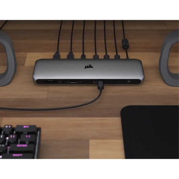 Corsair TBT200 Thunderbolt 4 Dock - Image 7