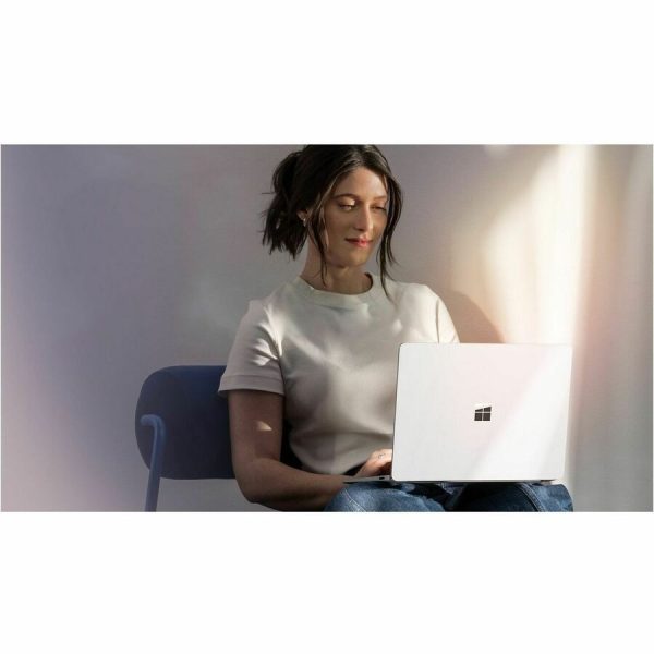 Microsoft Surface Laptop 7 13.8" Touchscreen Copilot+ PC Notebook - Qualcomm Snapdragon X Plus - 16 GB - 512 GB SSD - English Keyboard - Platinum - Image 4