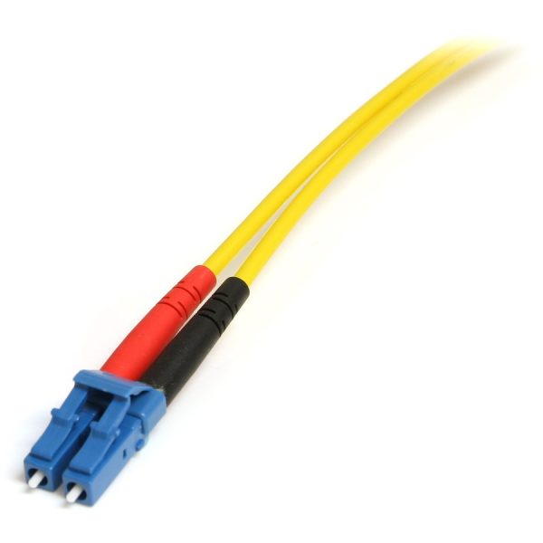StarTech.com 1m Fiber Optic Cable - Single-Mode Duplex 9/125 LSZH Fiber Jumper Cord - LC/SC - Image 3