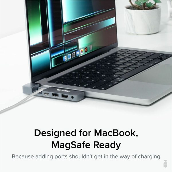 Plugable 5-in-1 USB C Hub Multiport Adapter for MacBook Pro 14/16 Inch and Macbook Air M2, designed for Magsafe - Image 3