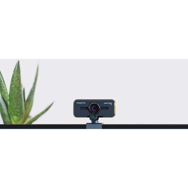 Creative Live! Cam Sync V3 2K QHD USB Webcam with 4X Digital Zoom (4 Zoom Modes from Wide Angle to Narrow Portrait View), Privacy Lens, 2 Mics, for PC and Mac - Image 4
