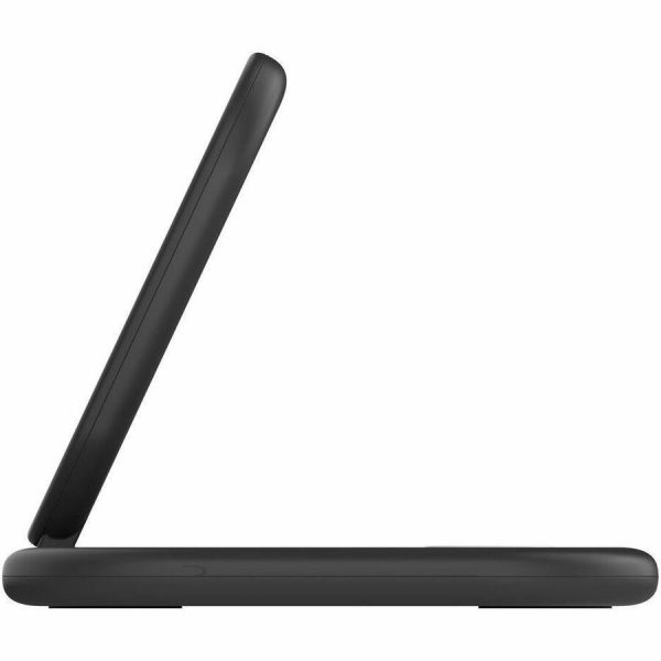 Belkin BoostCharge 3-in-1 Magnetic Foldable Wireless Charger with Qi2 15W - Image 3
