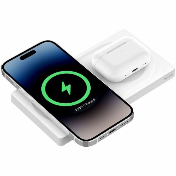 Belkin BoostCharge Pro MagSafe 2-in-1 Charging Pad - Image 5