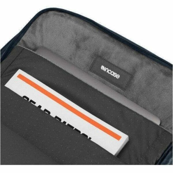 Incase A.R.C. Carrying Case (Backpack) for 16" Apple MacBook Pro - Navy - Image 7