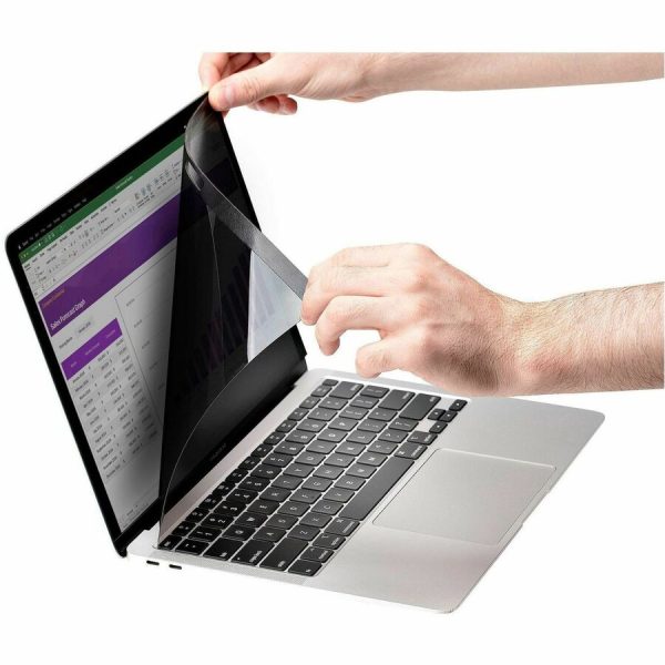 StarTech.com Laptop Privacy Screen for 15 inch MacBook Pro & Air - Magnetic Removable Security Filter - Blue Light Reducing - Matte/Glossy - Image 5