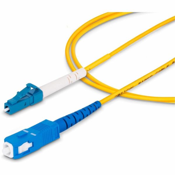 StarTech.com 5m (16.4ft) LC to SC (UPC) OS2 Single Mode Simplex Fiber Optic Cable, 9/125, 40G/100G, Low Insertion Loss, LSZH Jumper Cord - Image 2