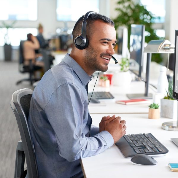 Logitech Padded H390 USB Headset - Image 2