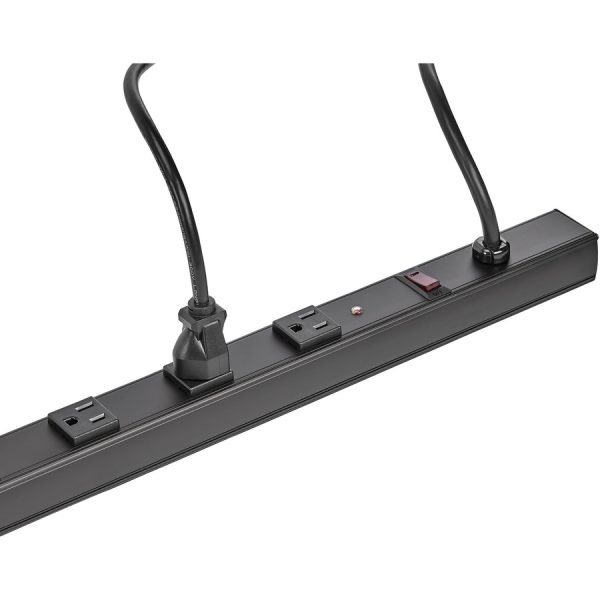 StarTech.com Server Rack PDU with 24 Outlets - Power Distribution Unit for 42U Racks or Cabinets - 0U - Image 4
