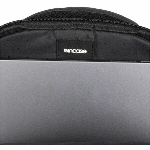 Incase Facet Carrying Case (Backpack) for 16" Apple MacBook Pro - Black - Image 8