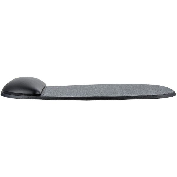 StarTech.com Mouse Pad with Hand rest, 6.7x7.1x 0.8in (17x18x2cm), Ergonomic Mouse Pad w/ Wrist Support, Non-Slip PU Base, Gel Mouse Pad - Image 3