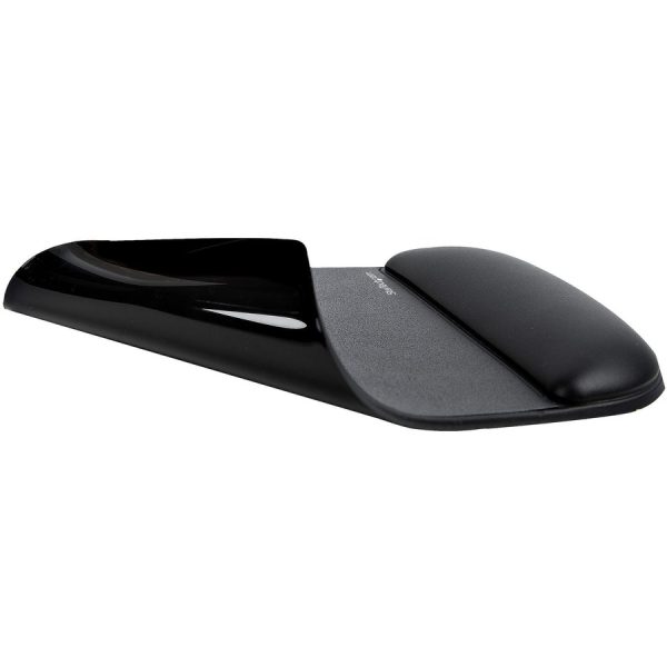 StarTech.com Mouse Pad with Hand rest, 6.7x7.1x 0.8in (17x18x2cm), Ergonomic Mouse Pad w/ Wrist Support, Non-Slip PU Base, Gel Mouse Pad - Image 4