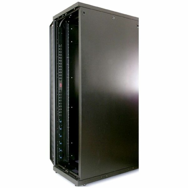 APC Basic Rack 3680VA PDU - Image 3