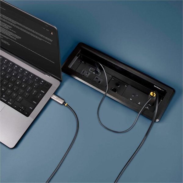 StarTech.com 30ft (9.15m) USB-C to HDMI 2.0 Active Optical Cable (AOC), 4K 60Hz, USB Type-C to HDMI Adapter Cable, CL3 Rated - Image 9