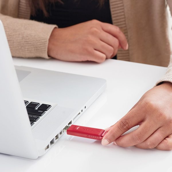 128GB Store 'n' Go® USB Flash Drive - Red - Image 7