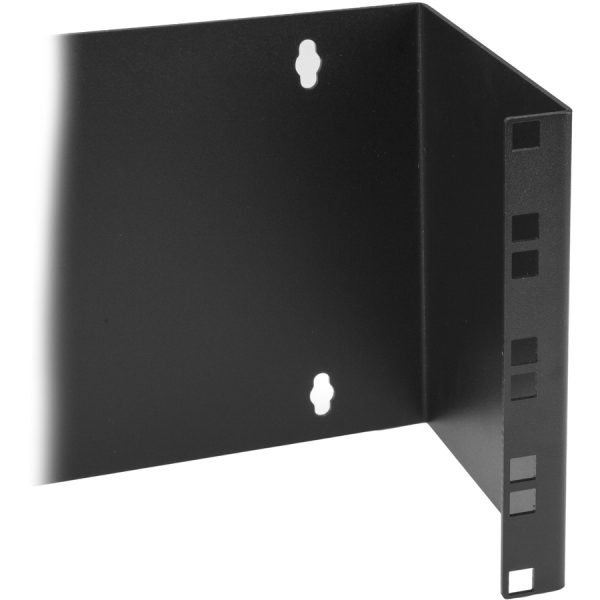 StarTech.com 4U 19in Hinged Wallmounting Bracket for Patch Panel - Image 2