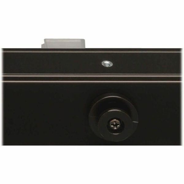 Eaton Tripp Lite Series 1.9kW 120V Single-Phase Basic PDU - 28 NEMA 5-15/20R Outlets, L5-20P Input (5-20P Adapter), 15 ft. Cord, 60 in. 0U Rack - Image 3