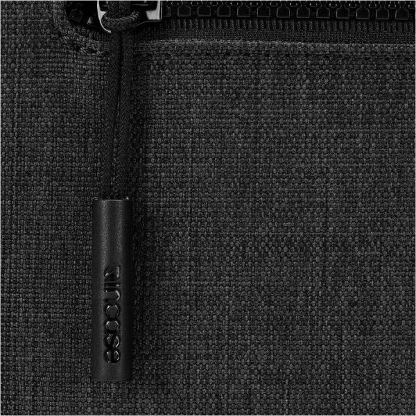 Incase Compact Carrying Case (Sleeve) for 16" Apple MacBook Pro - Graphite - Image 5