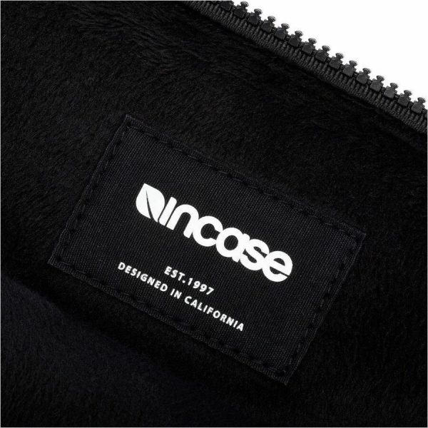 Incase Compact Carrying Case (Sleeve) for 16" Apple MacBook Pro - Graphite - Image 7