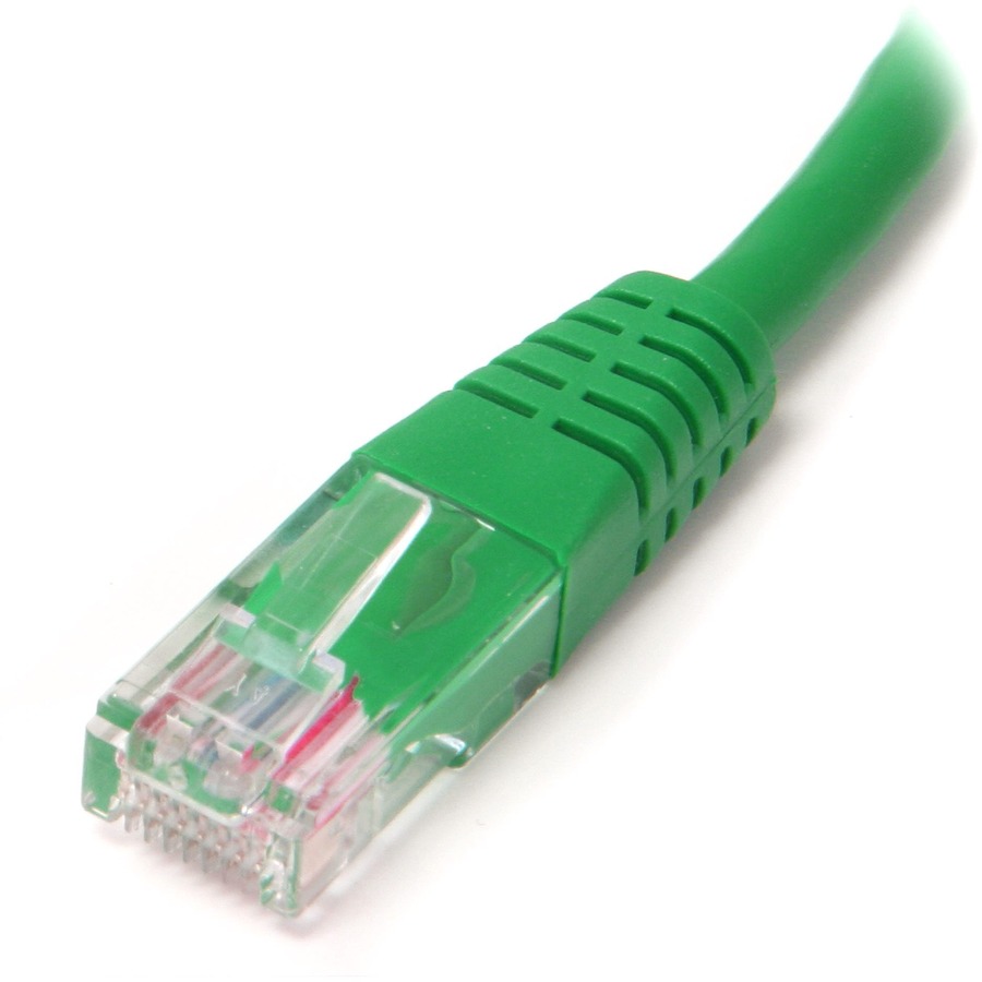 StarTech.com 10 ft Green Molded Cat5e UTP Patch Cable - Image 2