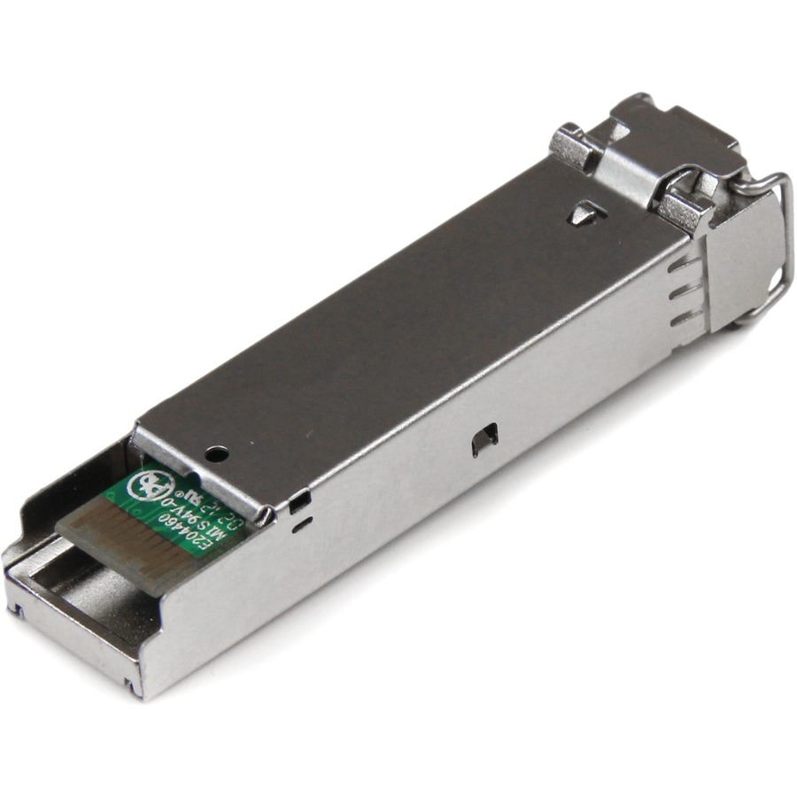 StarTech.com MSA Uncoded SFP Module - 1000BASE-SX - 1GE Gigabit Ethernet SFP 1GbE Multi Mode Fiber (MMF) Optic Transceiver - 550m DDM - Image 3