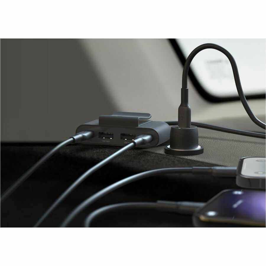 Belkin BoostCharge 30W USB-C Car Charger + 4-port USB power extender - Image 6