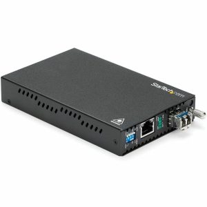StarTech.com Gigabit Ethernet Copper-to-Fiber Media Converter - SM LC - 20 km - Ethernet Media Converter - GbE Converter