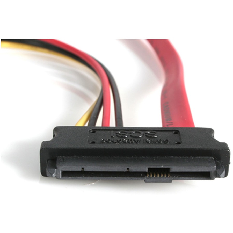 StarTech.com S18in SAS 29 Pin to SATA Cable with LP4 Power - Image 3